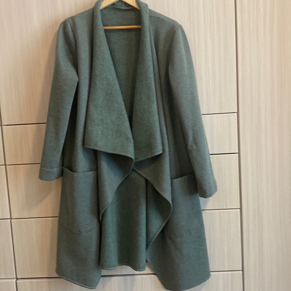 One of a Kind! Structured "The Ary" layering coat with pockets - Picture 1 of 5